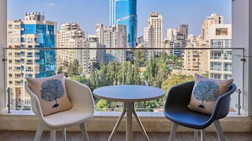 Premium Room with Balcony | 1 bedroom, down comforters, minibar, in-room safe