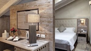 Deluxe tweepersoonskamer | Extra bedden (toeslag), gratis wifi, beddengoed