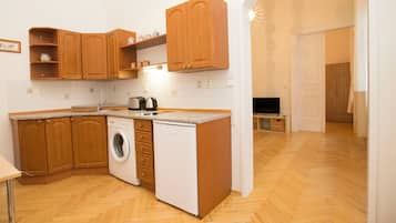 Classic Apartment | Private kitchen | Fridge, microwave, stovetop, coffee/tea maker