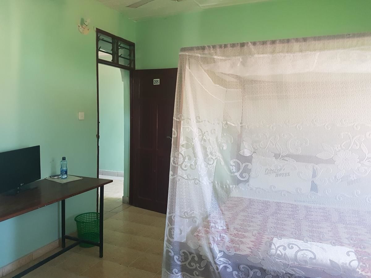 Bureau, Wi-Fi gratuit, draps fournis