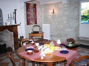 Desayuno continental incluido todos los días