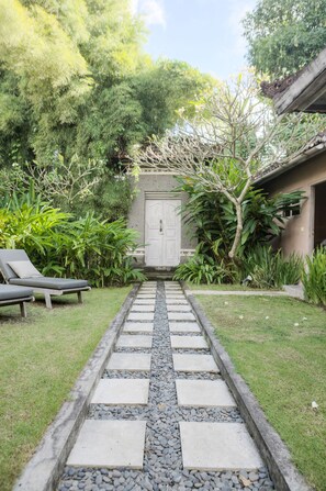 Bagian depan properti