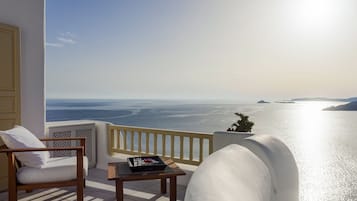 AGL Luxury Villas Aphrodite | Ausblick vom Zimmer