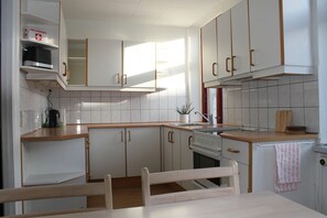 Private kitchen - Frankrigsgade 10 Apartment (Copenhagen)