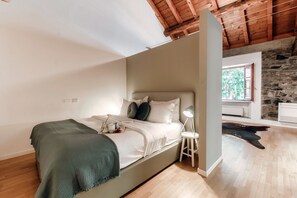 1 bedroom, premium bedding, down duvets, iron/ironing board - La Corte delle Rondini (Como)