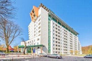 Front of property - Apartamenty Sun & Snow Etna (Kolobrzeg)