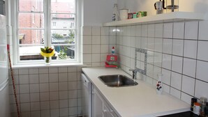Unclassified image, 4 of 27, button - Valmuevej Apartment (Copenhagen)