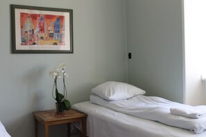 Deluxe Apartment, Multiple Beds, Non Smoking | 2 bedrooms, iron/ironing board, free WiFi, bed sheets - Valmuevej Apartment (Copenhagen)