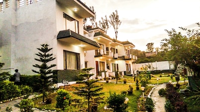 Van Durga Villas & Suites Katra