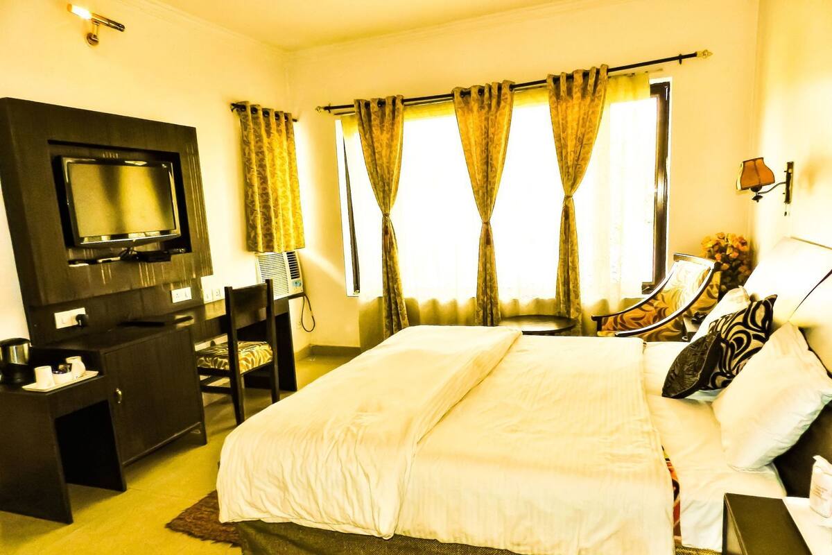 Két bảo mật tại phòng, giường gấp/giường phụ (phụ phí), bộ trải giường 