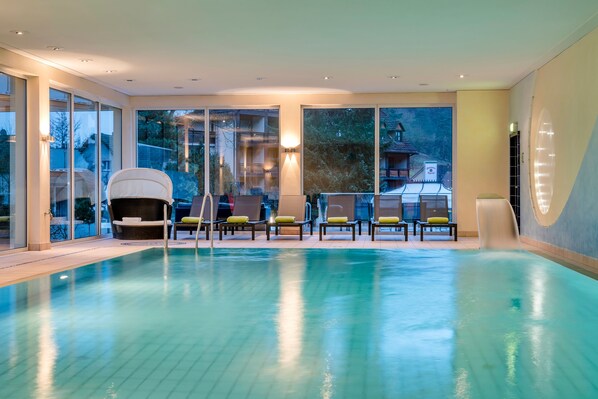 Indoor pool, outdoor pool, open 7:00 AM to 10:00 PM, pool umbrellas