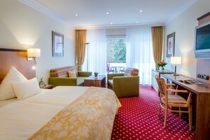 Hypo-allergenic bedding, minibar, in-room safe, desk - Hotel Lamm (Heimbuchenthal)