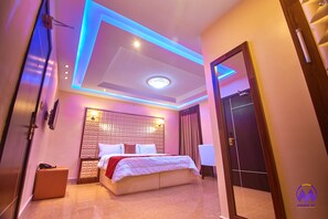 In-room safe, desk, laptop workspace, free WiFi - Double M Exquisite Suites and Lounge (Lekki)