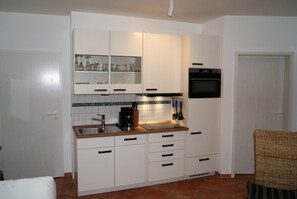 Apartment, 2 Bedrooms | Individually decorated, individually furnished, blackout drapes - Villa Tizian (Sassnitz)