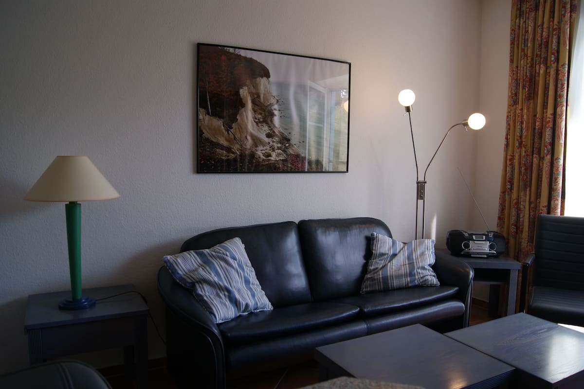 Studio - terrass | Mörkläggningsgardiner, strykjärn/strykbräda och gratis wi-fi