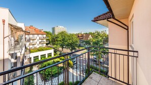Apartment, Balkon (320) | Blick vom Balkon