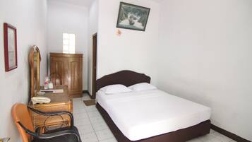 Superior Double Room | Desk, laptop workspace, free WiFi, bed sheets