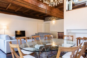 Apartment, 3 Bedrooms | Dining room - Palazzo del Pero (Como)