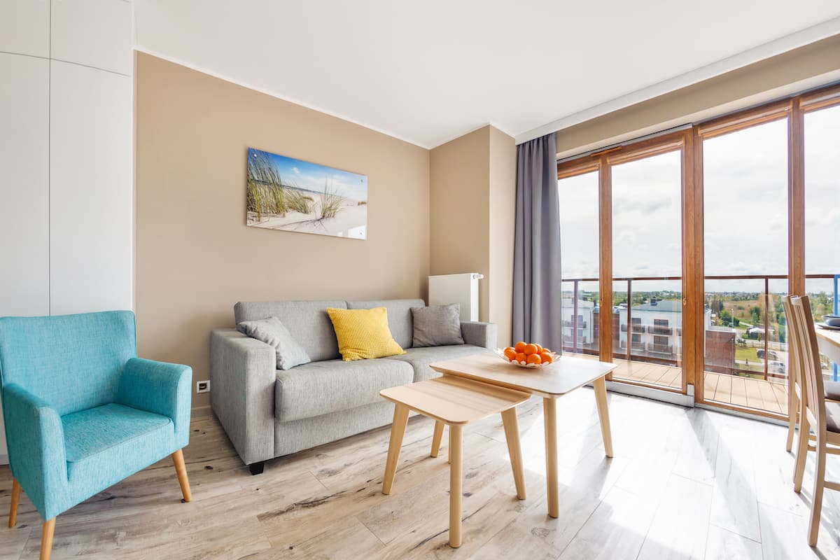 Apartment (42A)