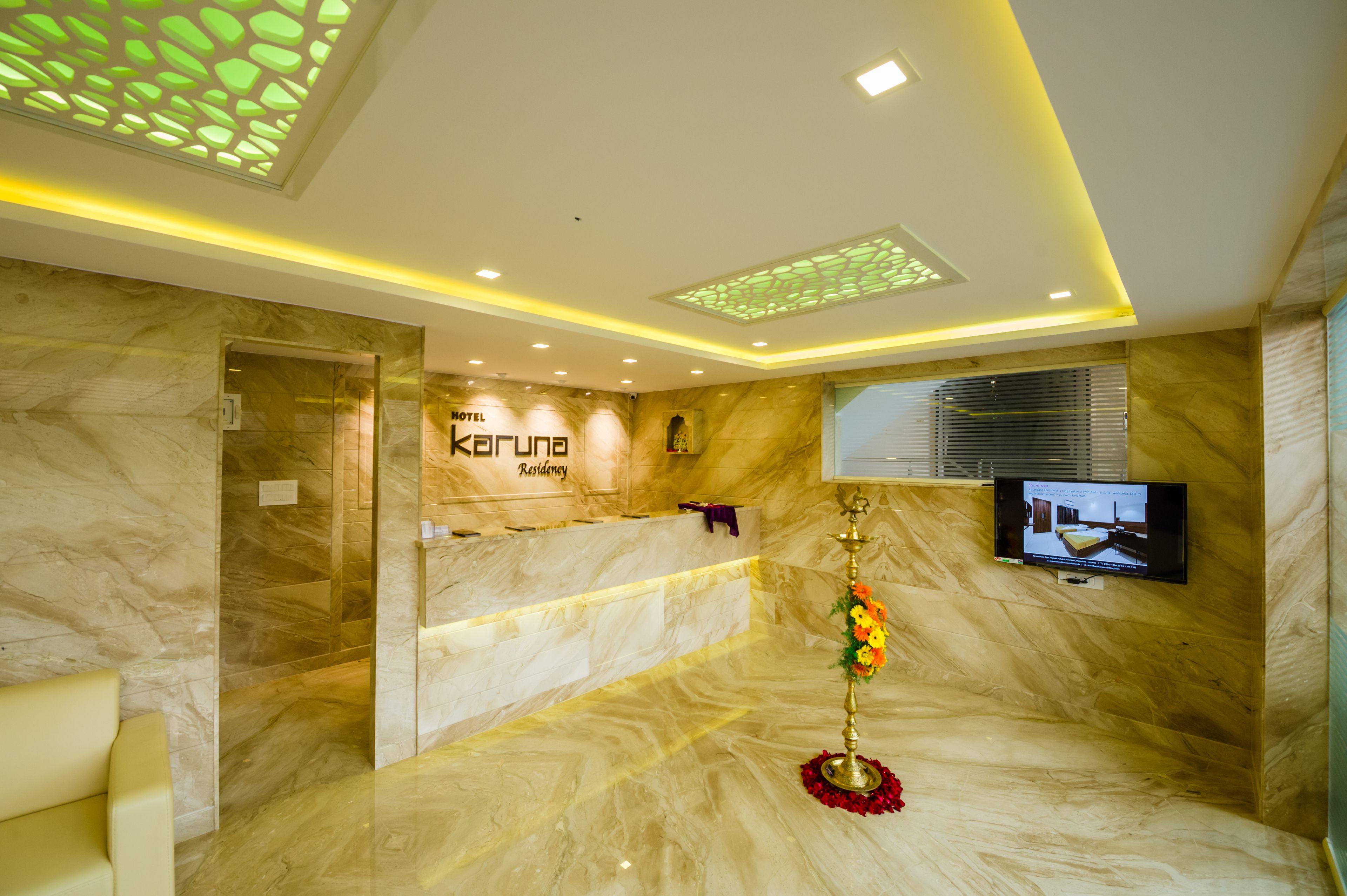 Foto - Hotel Karuna Residency