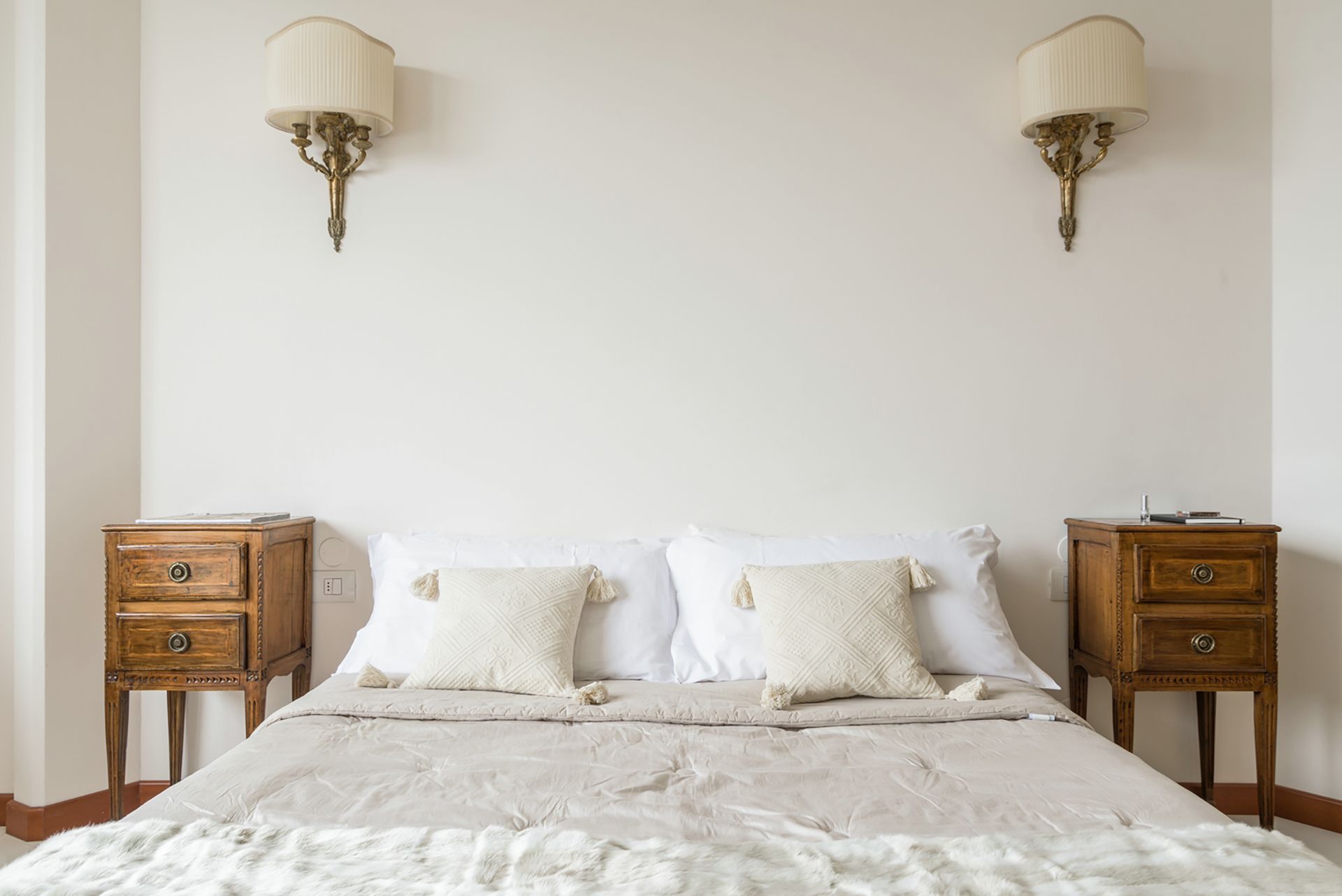 3 habitaciones, ropa de cama de alta calidad y cubrecamas 