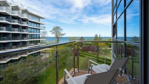 Deluxe Apartment, Sea View (423) | Terrace/patio - Apartamenty Sun & Snow Arka Spa (Kolobrzeg)