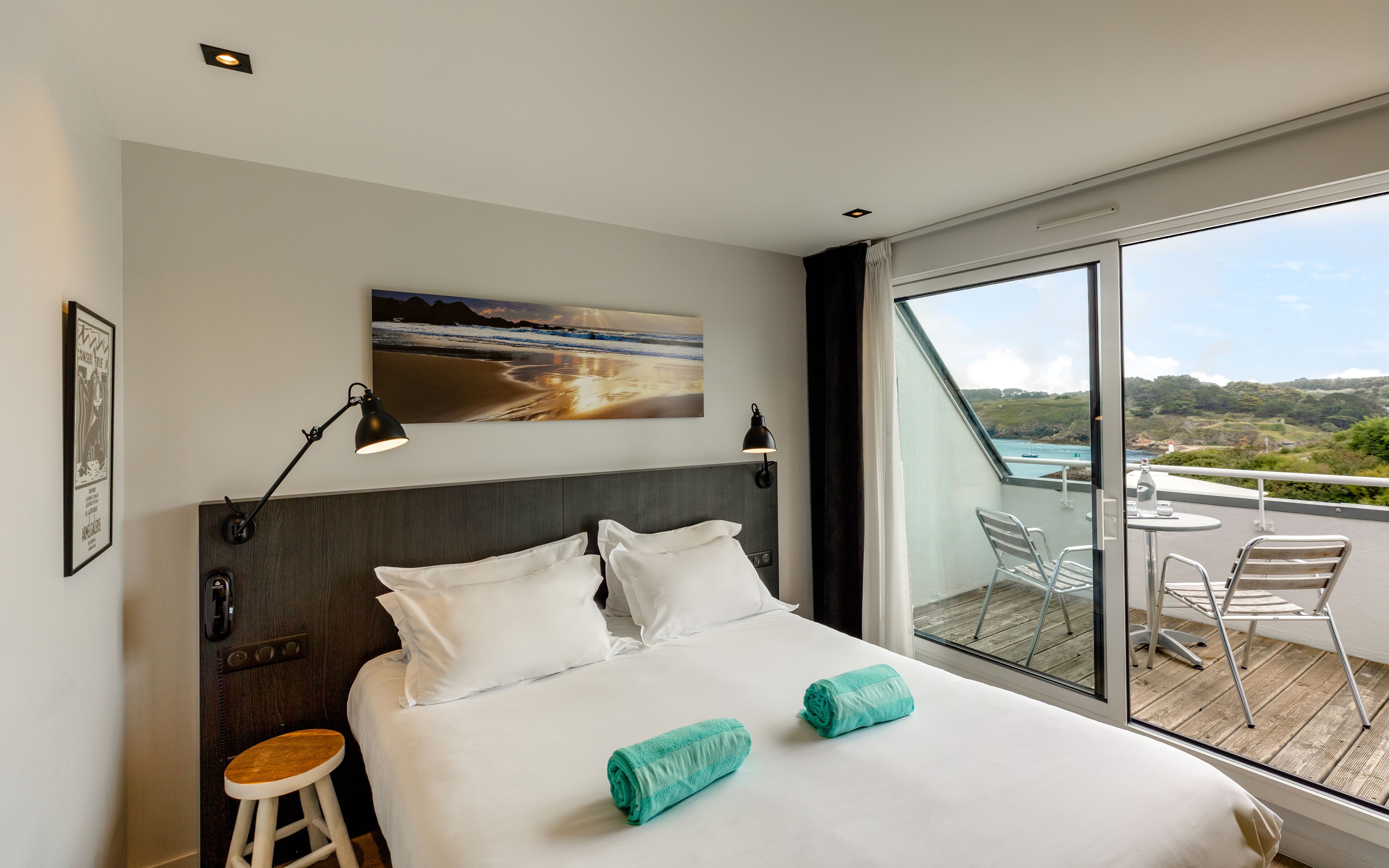 Chambre mer terrasse | Literie de qualité supérieure, décoration personnalisée, bureau