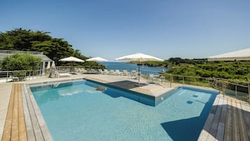 Outdoor pool, open 9:00 AM to 8:00 PM, pool umbrellas, sun loungers
