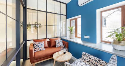 Wine & Pillow Hotel by Frapolli