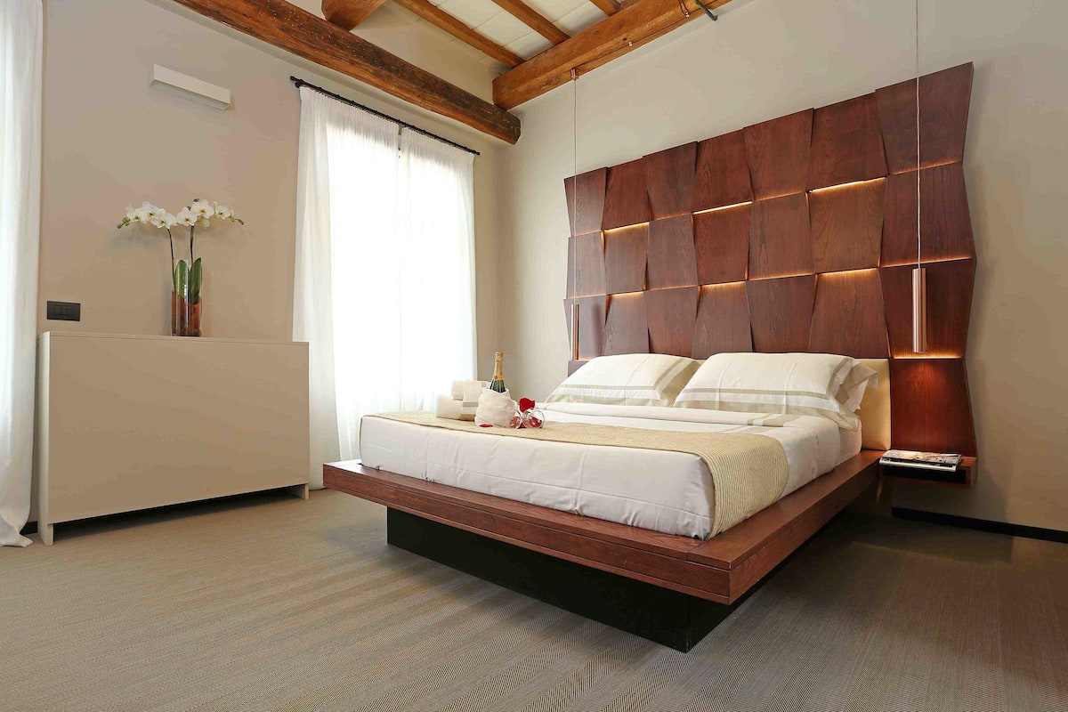 Habitación superior, 1 cama King size, para no fumadores | Servicios de la habitación