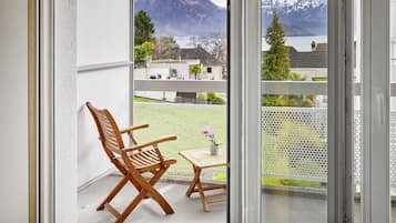 Classic Single Room, Mountain View | 1 bedroom, premium bedding, free minibar, in-room safe