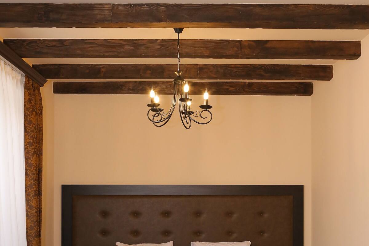 Standard Double or Twin Room, Multiple Beds, Non Smoking | In-room safe, blackout drapes, soundproofing