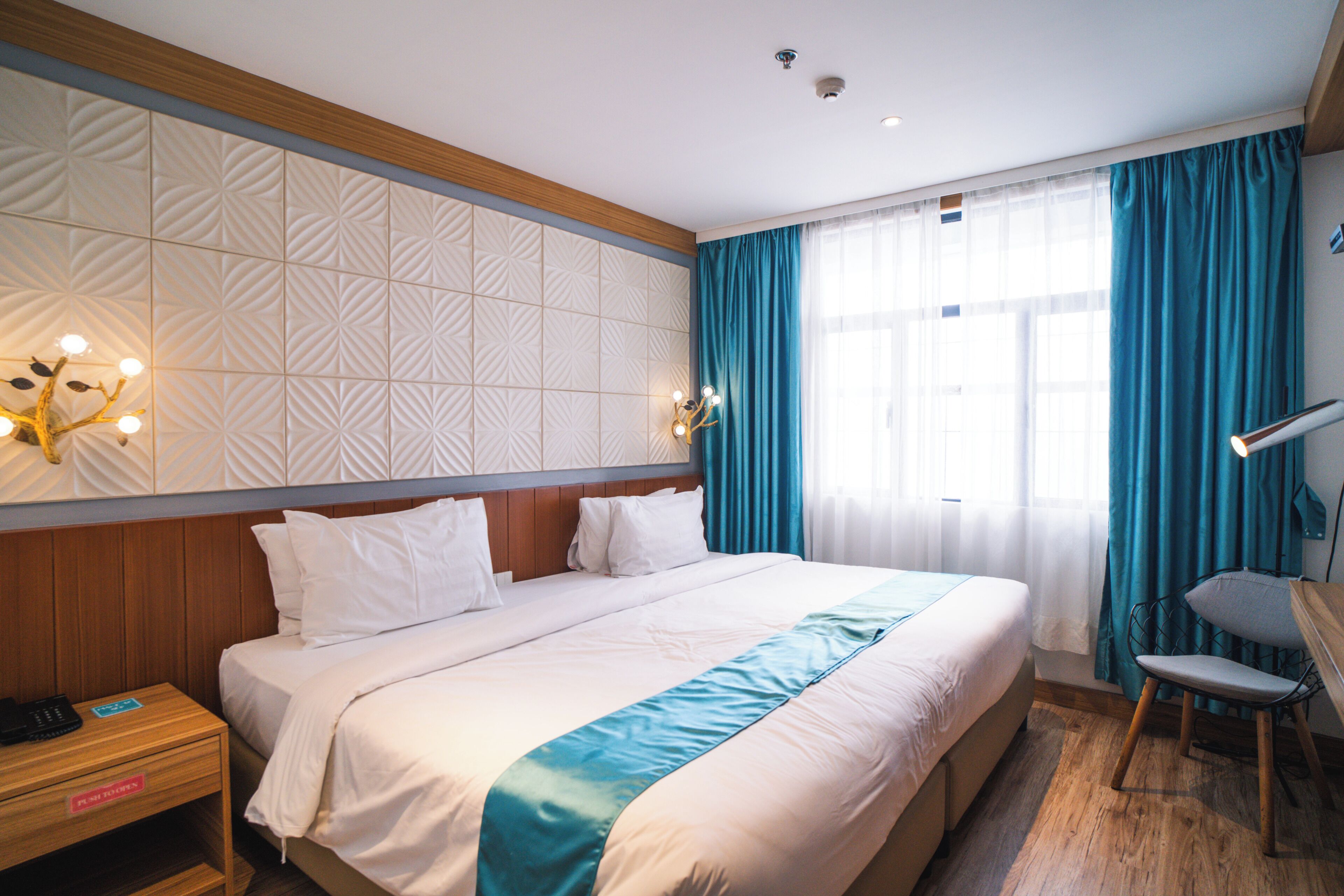 Supreme Room | In-room safe, blackout drapes, soundproofing, free WiFi