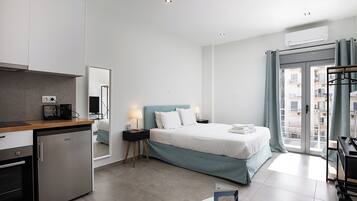 Studio, Balkon (Cozy) | Bügeleisen/Bügelbrett, kostenloses WLAN, Bettwäsche