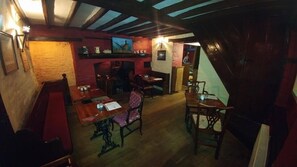 Bữa sáng nấu theo yêu cầu hàng ngày với phụ phí nhỏ 