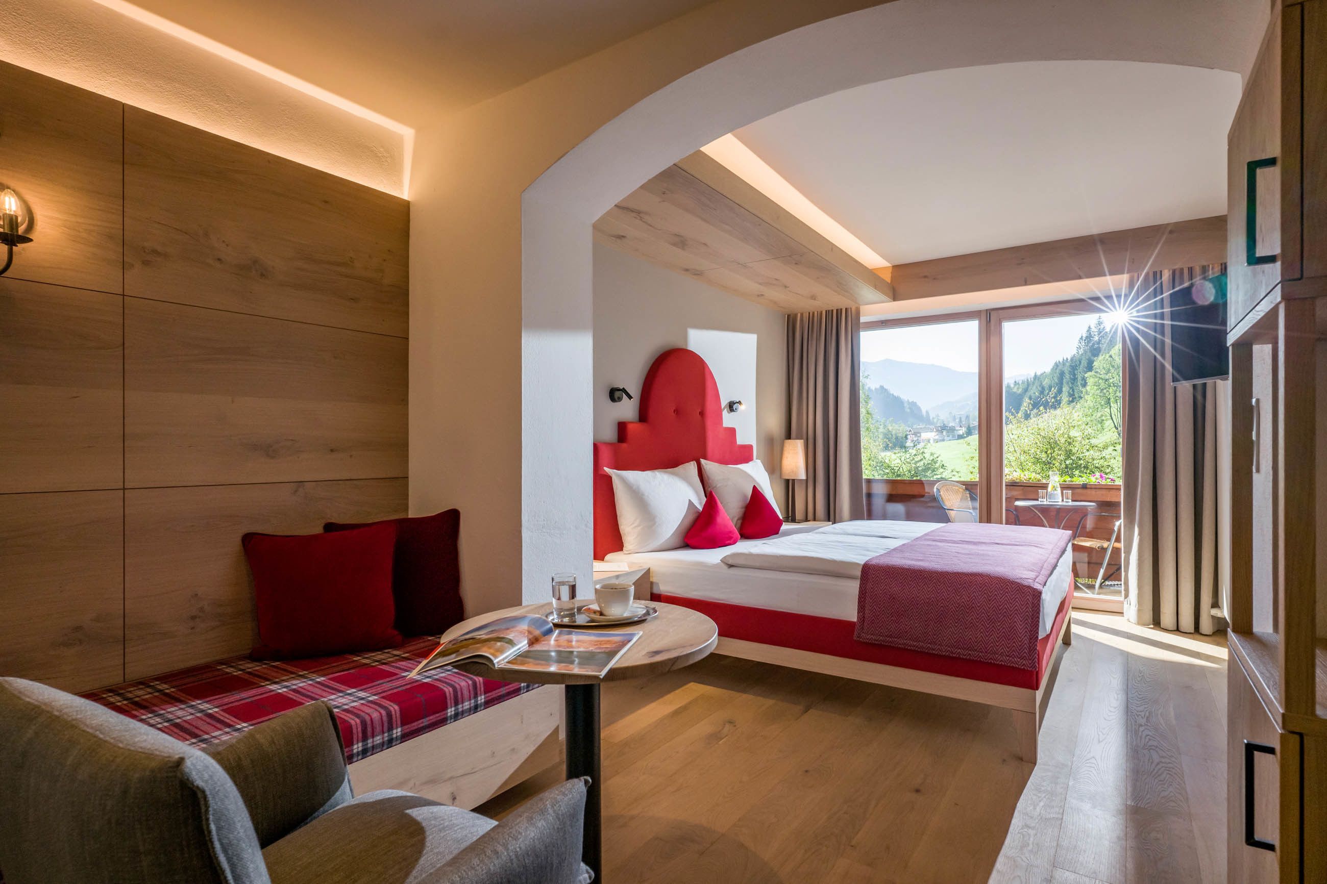 Comfort-Zimmer | Zimmersafe, Verdunkelungsvorhänge, schallisolierte Zimmer