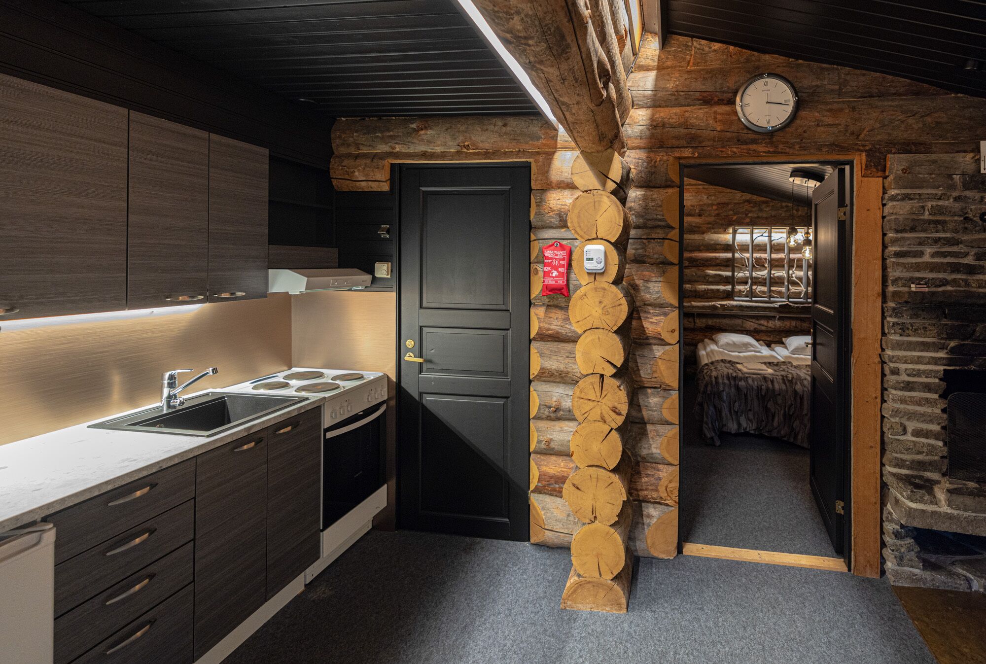 traditional cabin, 1 bedroom, sauna | 3 bedrooms, free wifi, bed sheets