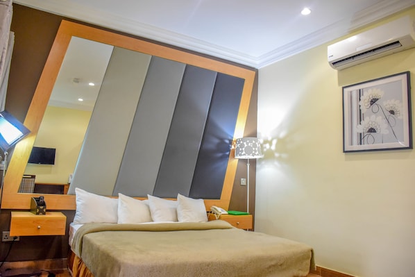Super Deluxe Room | In-room safe, desk, free WiFi