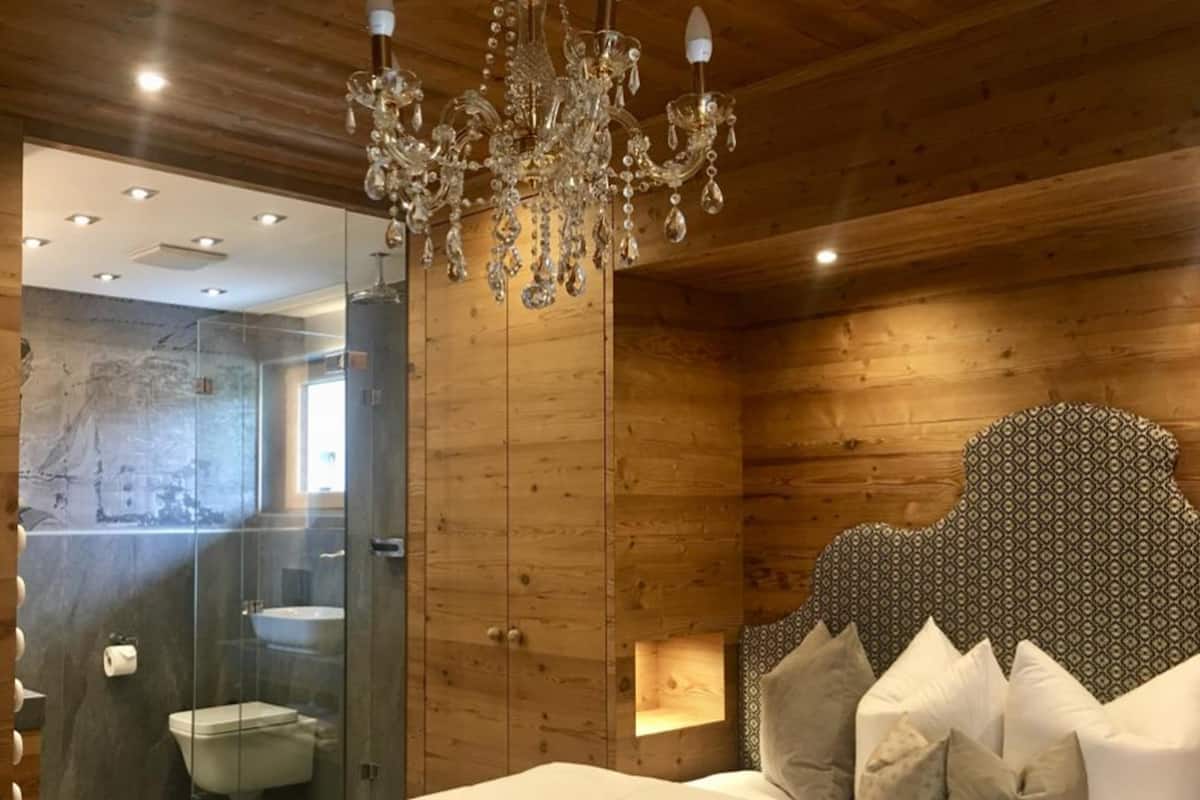Kamer (Wohlfühlzimmer) | Een kluis op de kamer, gratis babybedden, gratis wifi