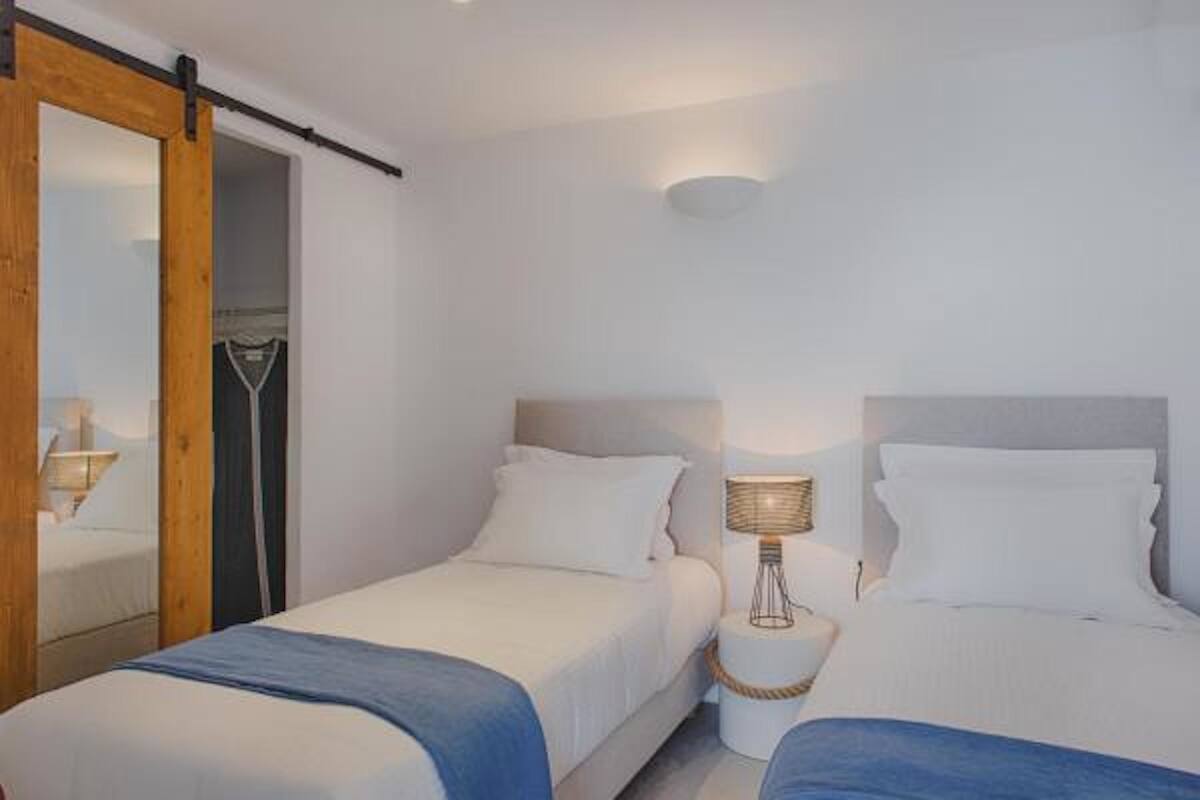 Villa Luxury, 2 camere da letto, idromassaggio | 1 camera, biancheria da letto di alta qualità, una cassaforte in camera
