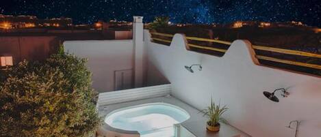 Luxury Villa, 2 Bedrooms, Jetted Tub | Jetted bathtub