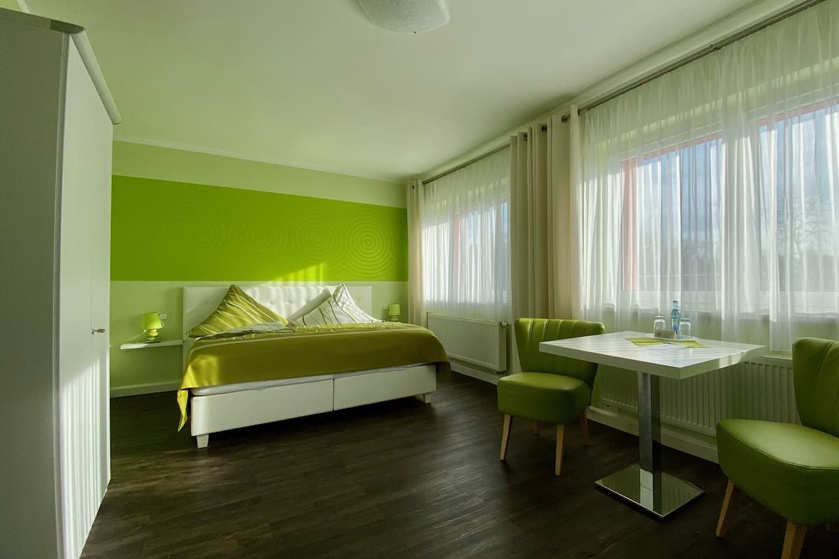 Deluxe tweepersoonskamer, en-suite badkamer | 2 slaapkamers