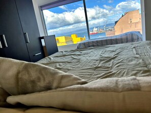 Premium Apartment | 1 bedroom, Egyptian cotton sheets, premium bedding, down comforters - Patagonia Home Center (Ushuaia)
