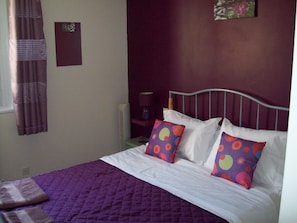 Colchones con efecto memoria, wifi gratis y ropa de cama