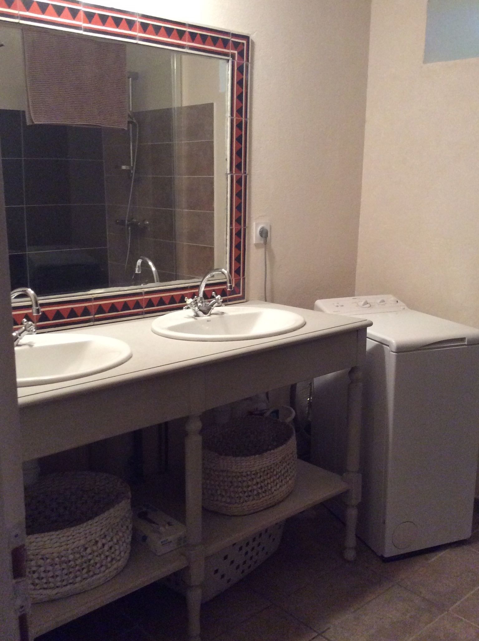 Suite | Kamar mandi | Shower, pancuran hujan, pengering rambut, dan handuk