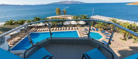 Chambre Familiale, 2 chambres, balcon, vue mer | Vue depuis le balcon