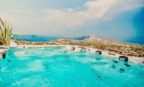 Deluxe Villa, 4 Bedrooms (With Outdoor Hot Tub) | Terrace/patio