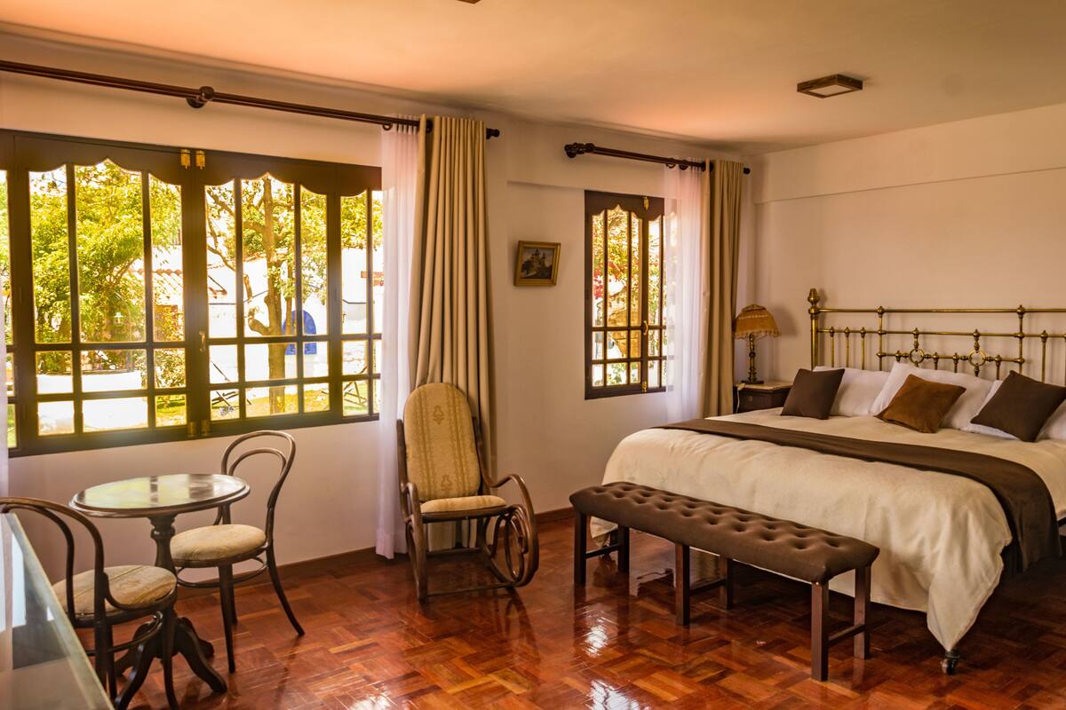 Junior Suite, 1 King Bed, Non Smoking | Room amenity