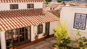 Staduitzicht vanuit accommodatie