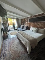 Standard Double Room | Individually decorated, individually furnished, blackout drapes